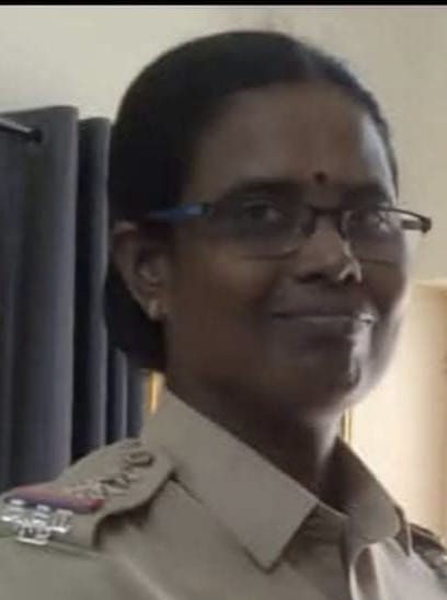 இன்ஸ்பெக்டருக்கு அரிவாள் வெட்டு ! சுட்டுப் பிடித்த போலீஸ் !!
