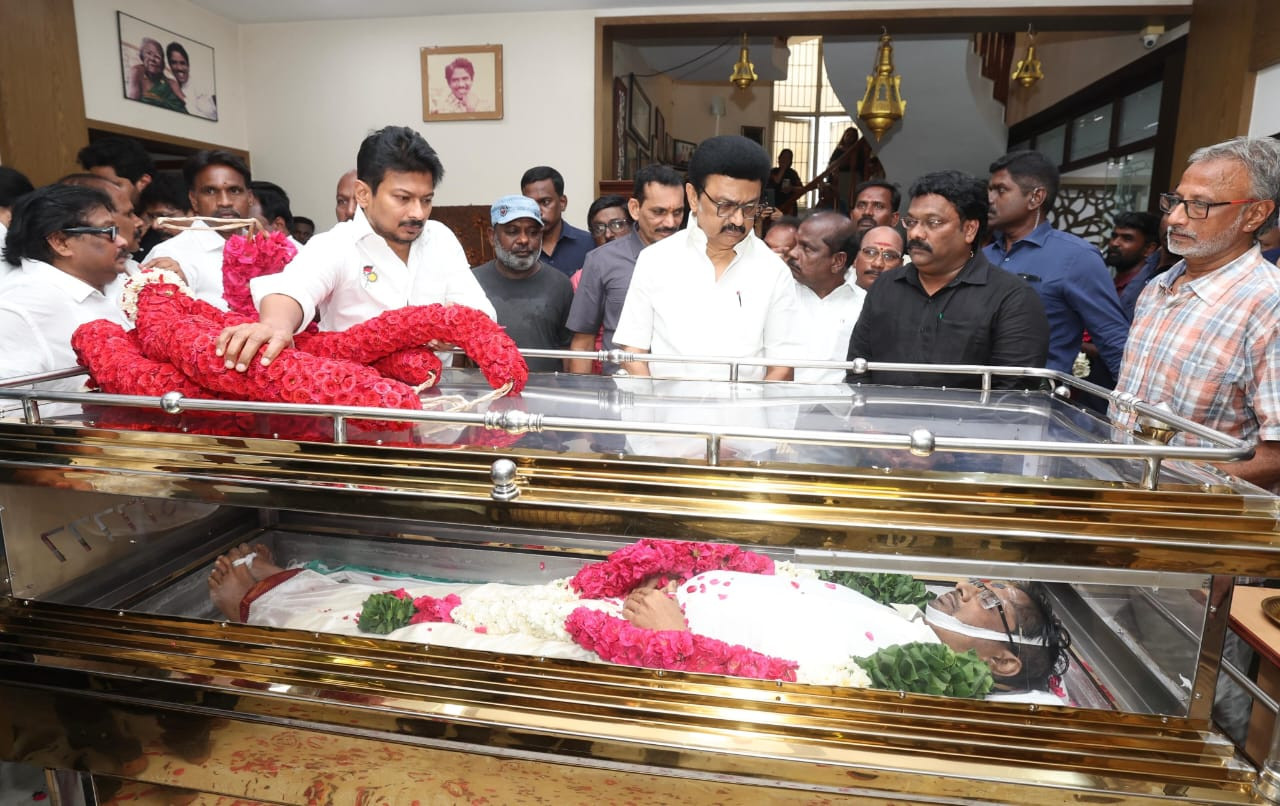 முதலமைச்சர் நேரில் இரங்கல்...!  பிற அமைச்சர்களும் பங்கேற்பு...!