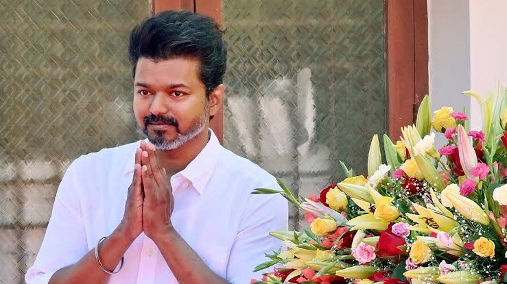 அம்பேத்கர் பிறந்த நாள்...! தவெக தலைவர் விஜய்...! நேரில் மலர் தூவி மரியாதை...! 