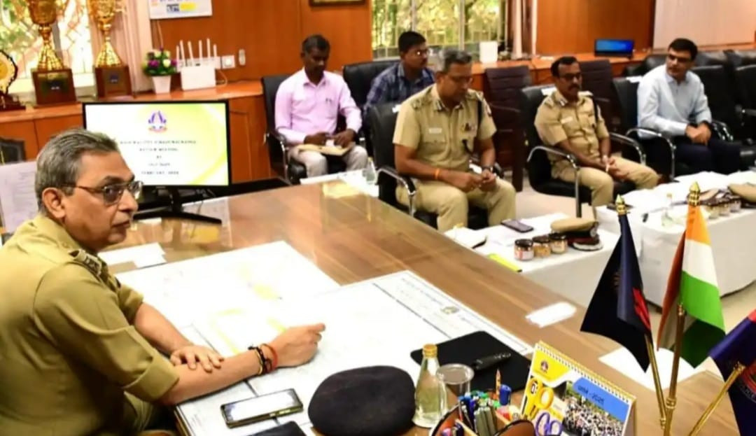 சட்டம் ஒழுங்கு குறித்து டிஜிபி ஆலோசனை.......!!!