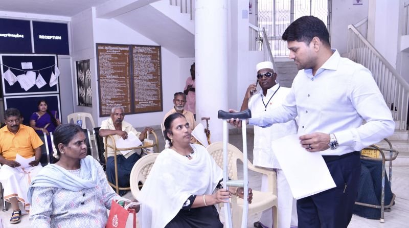மக்கள் தருகின்ற கோரிக்கை மனுக்கள் மீது உரிய காலத்திற்குள் நடவடிக்கை எடுக்க வேண்டும் கலெக்டர் வைத்தியநாதன்....!!!