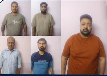 ₹1 கோடி மதிப்புள்ள போதை மாத்திரைகள் பறிமுதல்...! 5 பேர் அதிரடி கைது...!