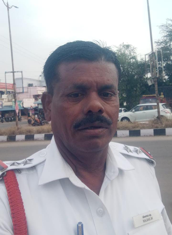 போக்குவரத்து காவலருக்கு நேர்ந்த சோகம்...!  