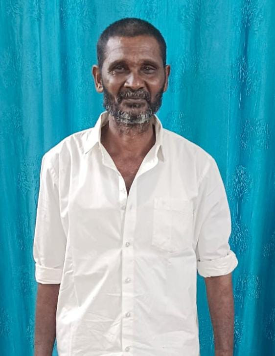 தேனியில் 10 அடி உயரத்திற்கு கஞ்சா செடி வளர்ப்பு ஒருவர் கைது.....!!!!