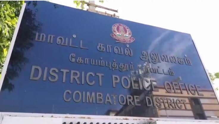 பெண்களின் புகைப்படங்கள் மார்பிங்...! வாலிபர் கைது...! பகீர் தகவல்...!