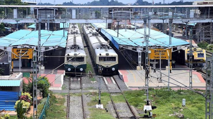 இன்று 19 மின்சார ரயில்கள் ரத்து...! தெற்கு ரயில்வே அறிவிப்பு..!