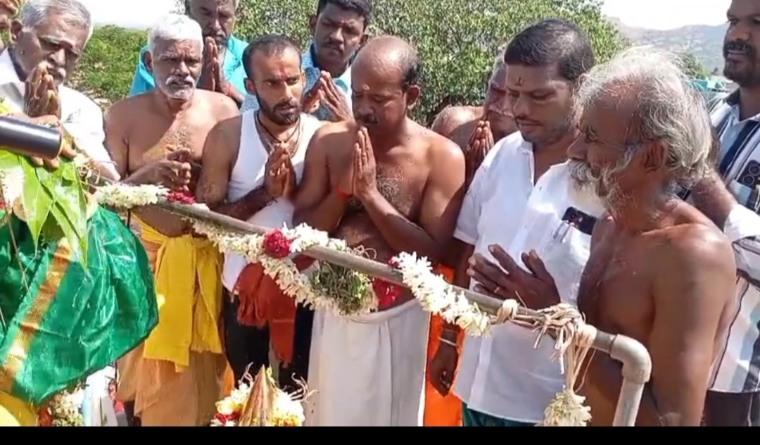 தேனியில் கும்பாபிஷேகம் ஏராளமான பக்தர்கள் கலந்து கொண்டனர்....!!!!
