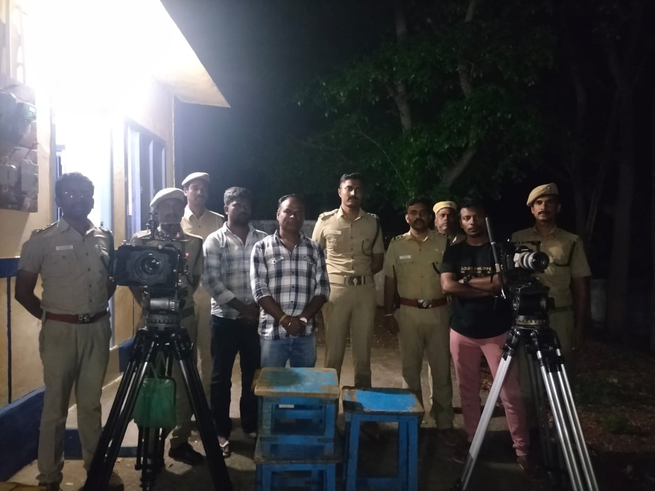 கொடைக்கானலில் பரபரப்பு...! வனப்பகுதியில் படப்பிடிப்பு..! ₹75,000 அபராதம்...! 