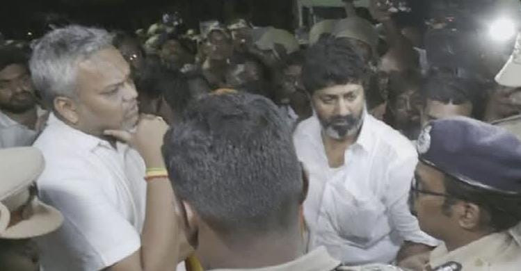 பெரும் பதற்றம்...! நீதிமன்ற உத்தரவை நடைமுறைப்படுத்த எதிர்ப்பு...! அரசு அவசர முறையீடு...!