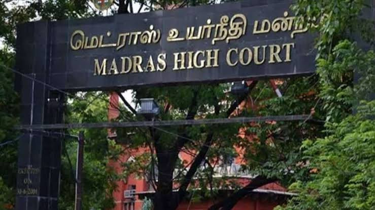 பெண் வழக்கறிஞர் வீடியோ விவகாரம்...! இணையதளங்களை முடக்க உயர் நீதிமன்றம் உத்தரவு...!
