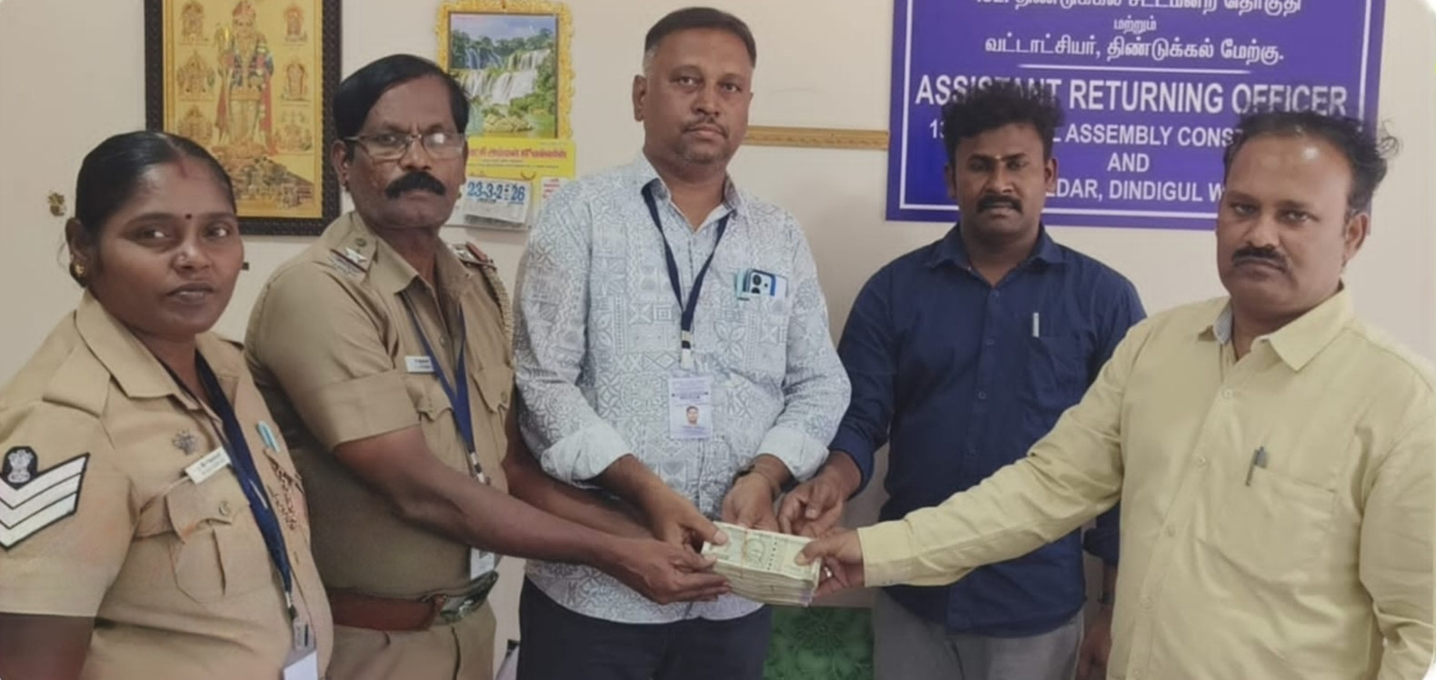 பறக்கும் படை அதிரடி...! காரில் கொண்டு சென்ற ரூ.1,00,900 பறிமுதல்...!