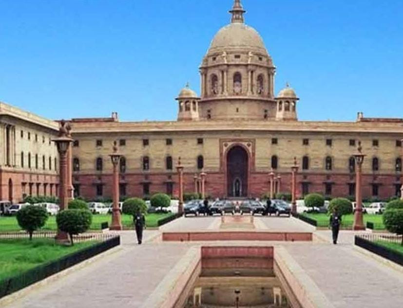 உள்துறை அமைச்சகத்தில் உயர்மட்டக் கூட்டம்...! முக்கிய அதிகாரிகள் பங்கேற்பு....!