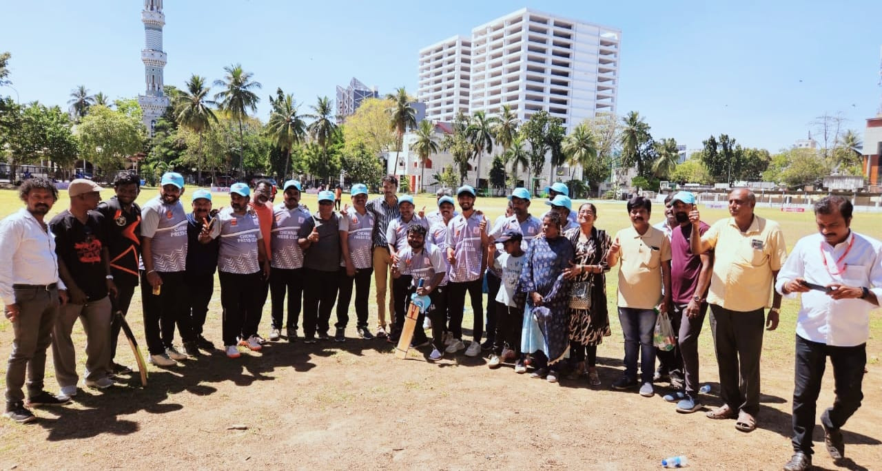 வெற்றி பெற்றது ரைசிங் ஸ்டார்ஸ் அணி....!!!