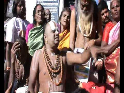 பாலியல் வழக்கு....! தலைமறைவான சாமியார்..! போலீஸ் தீவிர தேடல்..!