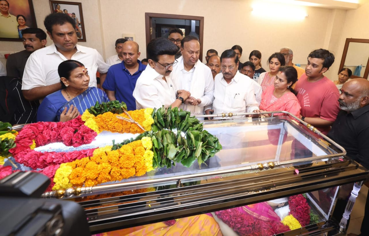 டி.ஆர். பாலுவின் மனைவி ரேணுகா தேவி மறைவு, ஈடுசெய்ய முடியாத பேரிழப்பு...! முதல்வர்....!