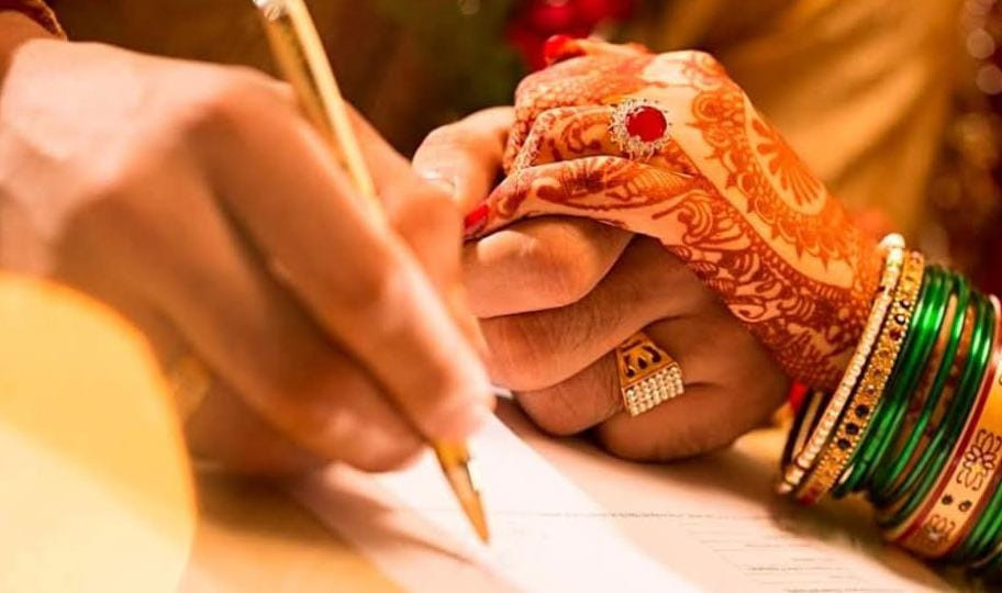 ஒரு பெண் இரு ஆண்கள் வினோத திருமணம்..! சமூக கலாச்சாரம்..!