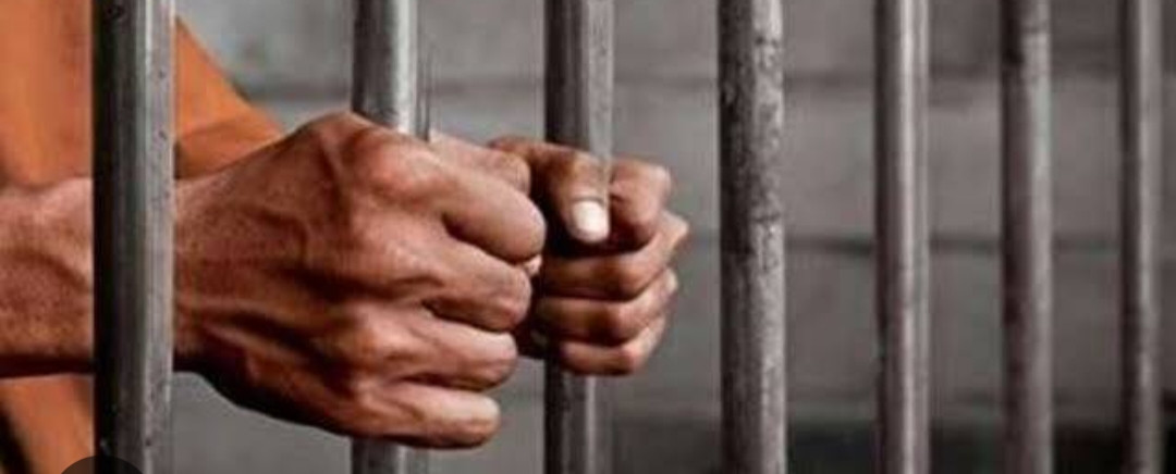 இளைஞர் கொலை?? நான்கு பேர் கைது??