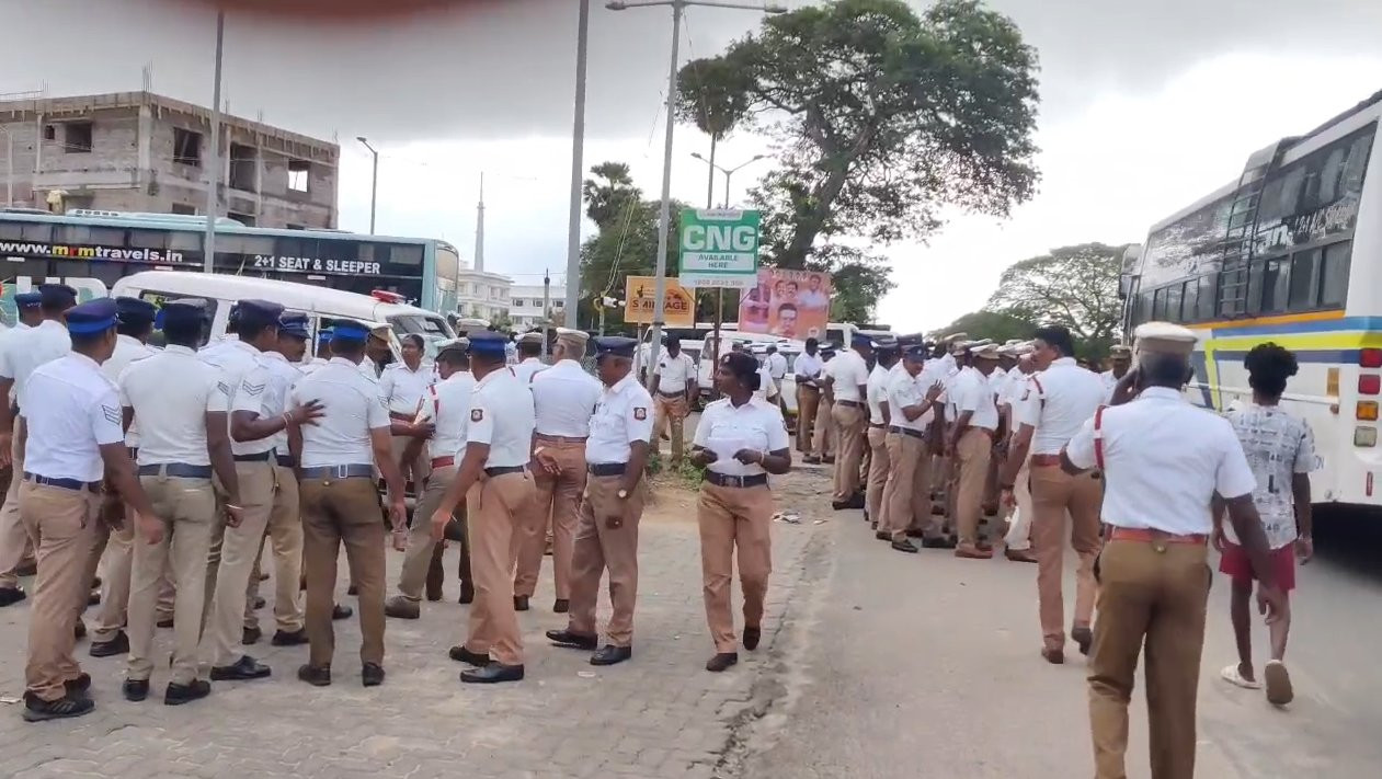 பிரதமர் வருகை...! இந்த வாகனங்களுக்கு மட்டுமே அனுமதி...! தீவிர கட்டுப்பாடு அமல்...!