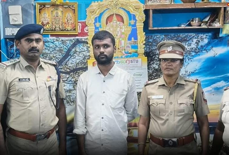 ரயிலைக் கடத்த மிரட்டல்...!  பயணி  கைது..! போலீஸ் அதிரடி...!