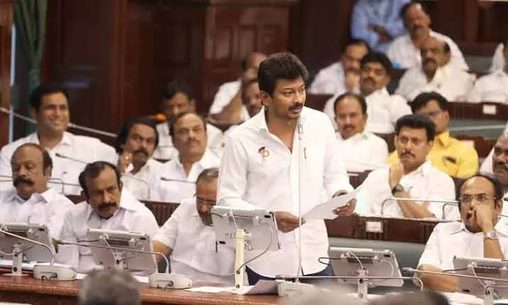 வலுக்கட்டாயமாக பணம் வசூல் செய்யக்கூடாது...! சட்டசபையில் துணை முதல்வர்...!