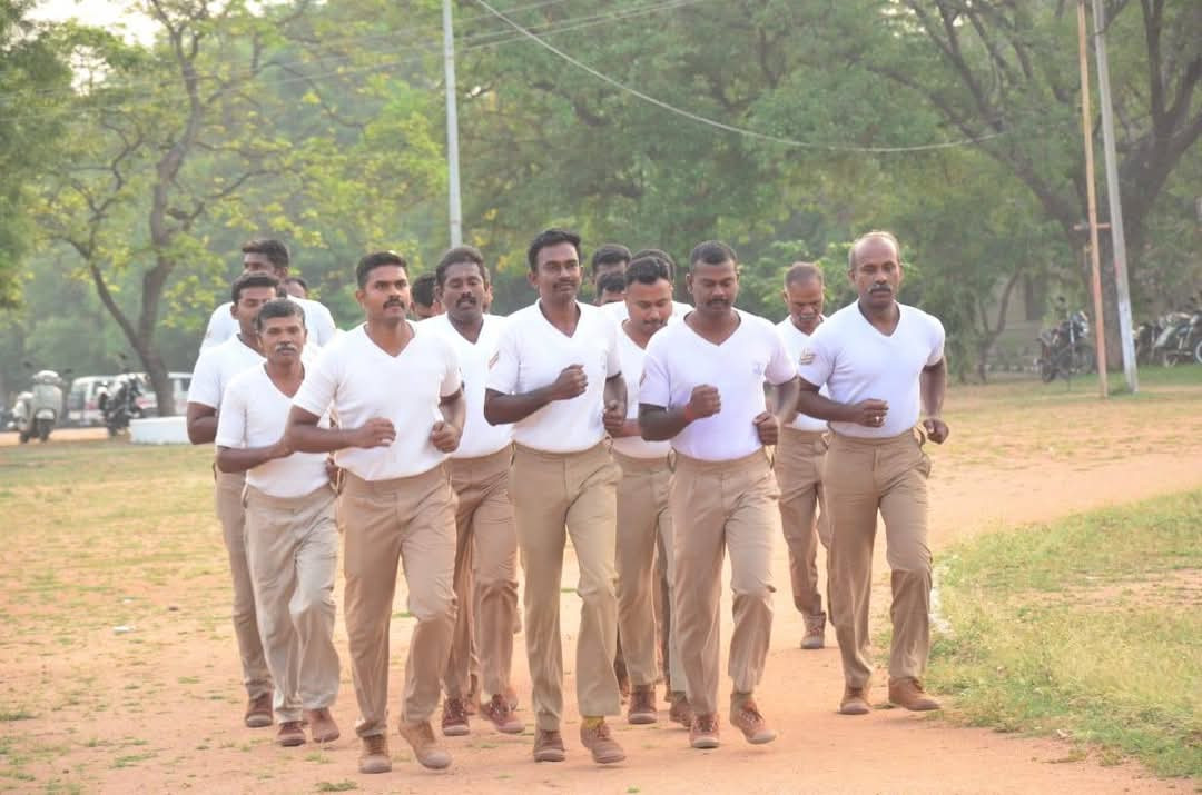 இன்று கவாத்து பயிற்சி...! மாவட்ட காவல் கண்காணிப்பாளர் பிரதீப் பங்கேற்பு.....!