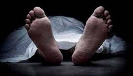 பூட்டிய வீட்டிற்குள் அழுகிய நிலையில் தம்பதி சடலமாக மீட்பு..! தொடரும் மர்மம்..!
