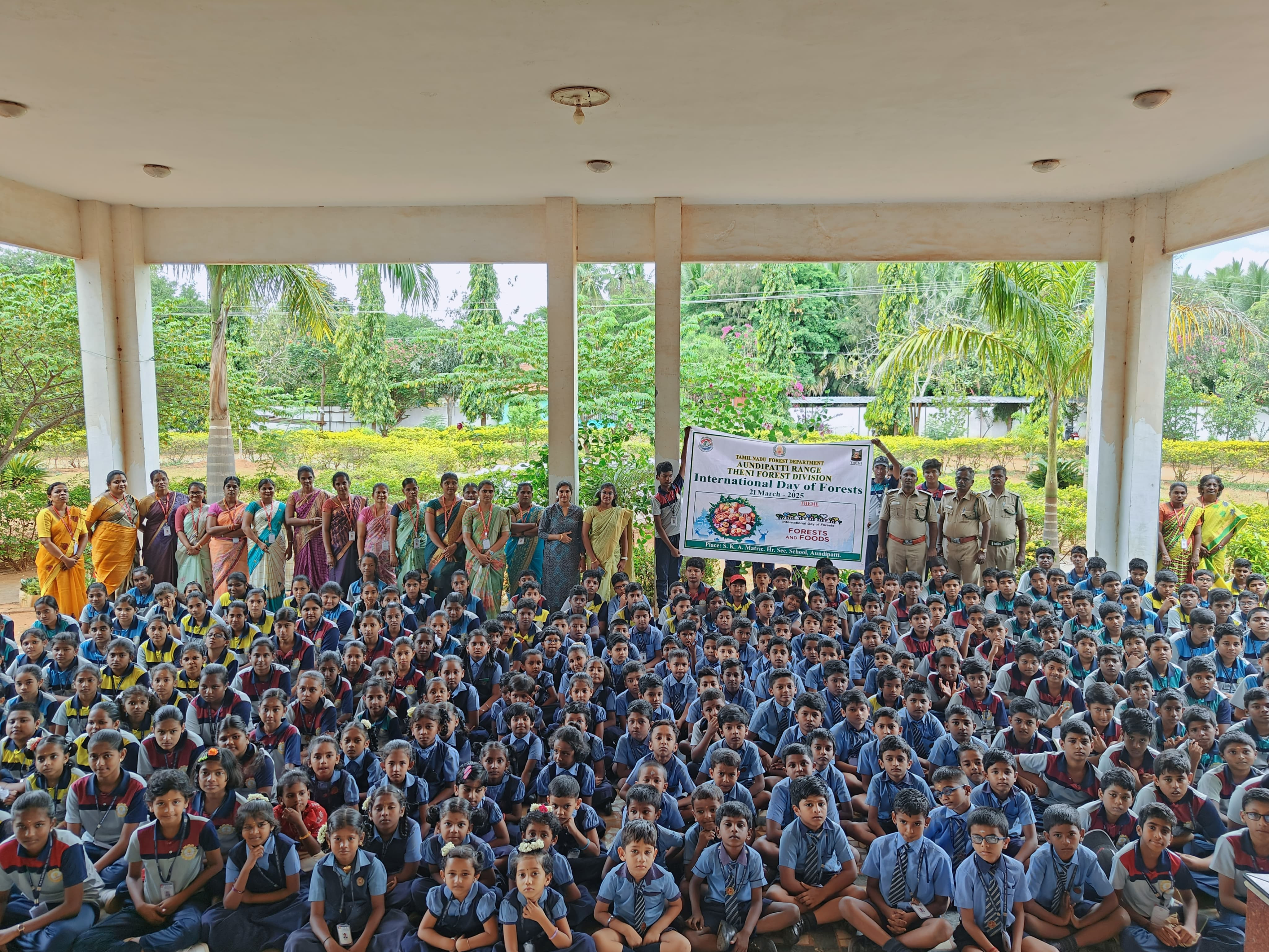 சர்வதேச வன நாள் - மாணவர்களுக்கு விழிப்புணர்வு  :
