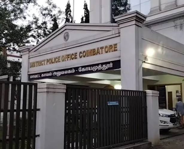 ஆட்டோ ஓட்டுநர் கொலை...! காவல் ஆய்வாளர் பணியிடை நீக்கம்...!