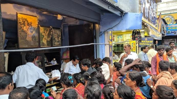 சூடு பிடிக்கும் நெல்லை இருட்டுக்கடை விவகாரம்...! 