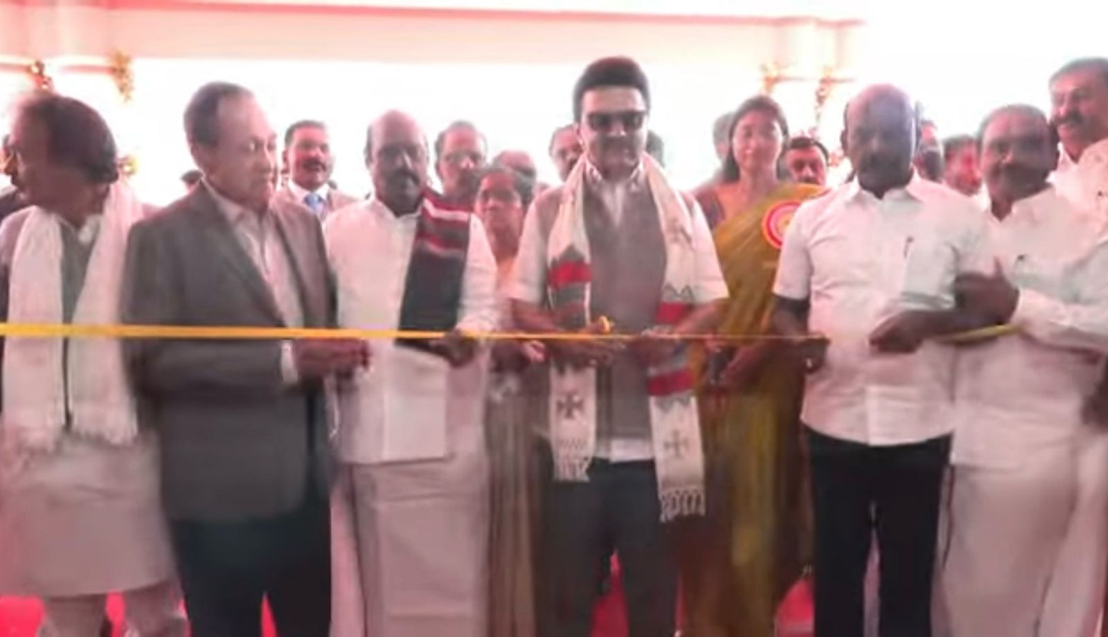 உதகையில்மு க ஸ்டாலின்மருத்துவக் கல்லூரி மருத்துவமனையை திறந்து வைத்தார்: