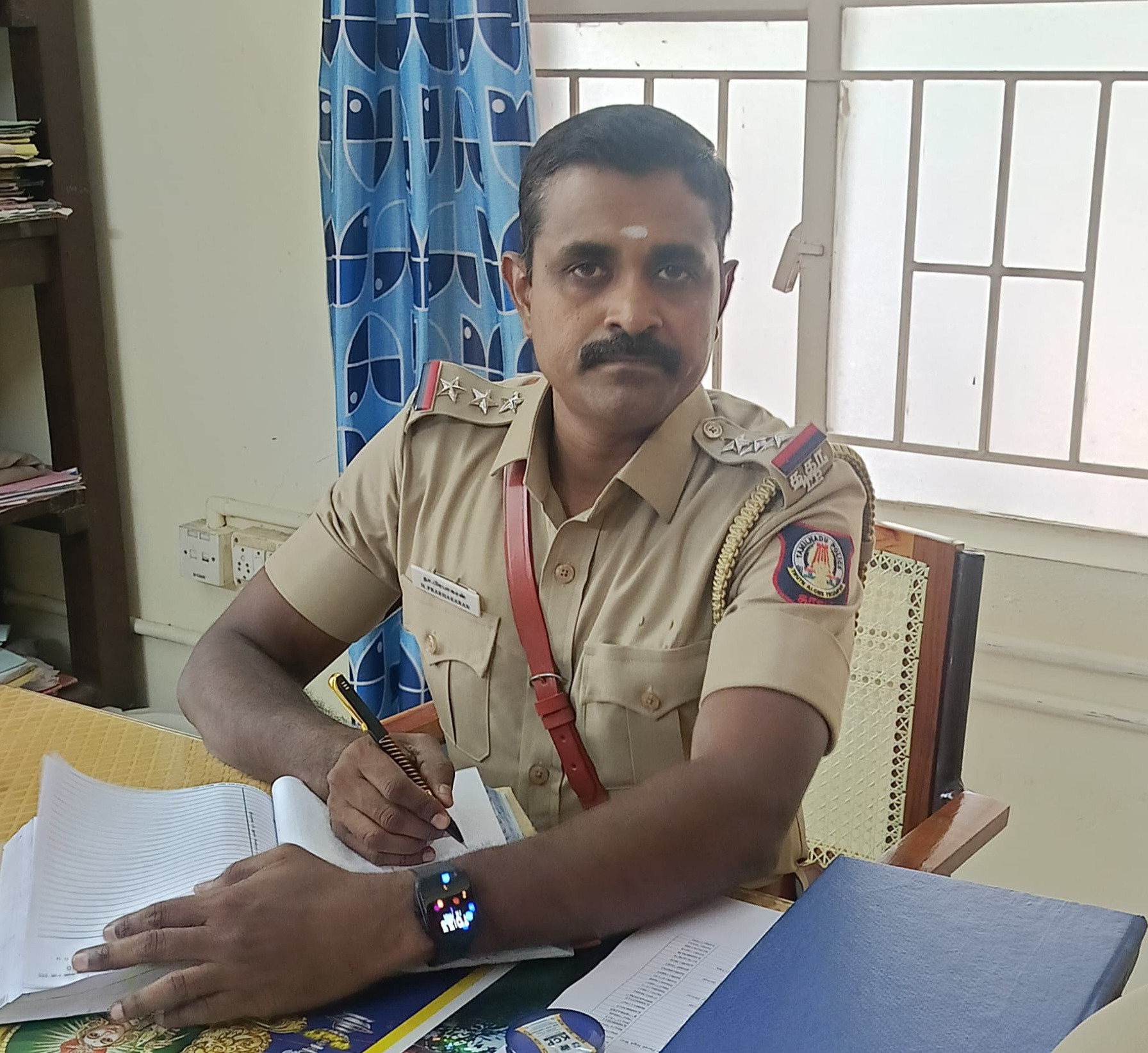 முதல் ஆய்வாளர் பொறுப்பேற்பு...! மக்கள் வரவேற்பு...!