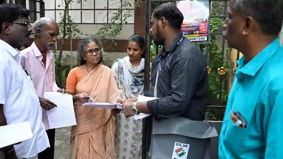 திடீர் அறிவிப்பு....! நாளை பணிகளைப் புறக்கணிக்க வருவாய்த் துறை சங்கம் முடிவு...!