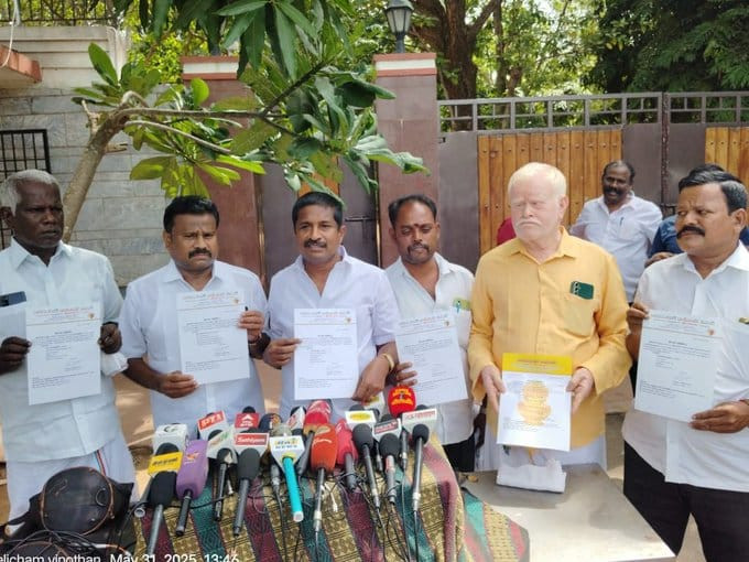 நிர்வாகிகள் கூண்டோடு மாற்றம்..!  அதிரடி அறிவிப்பு..! புதிய நிர்வாகிகள் வாழ்த்து..!