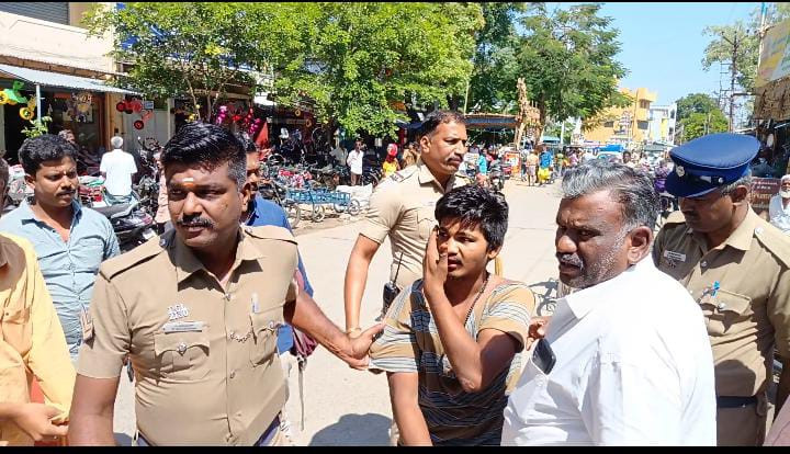 கோவிலில் திருட்டு முயற்சி..! இளைஞர் கைது..! எங்கன்னு தெரியுமா...?