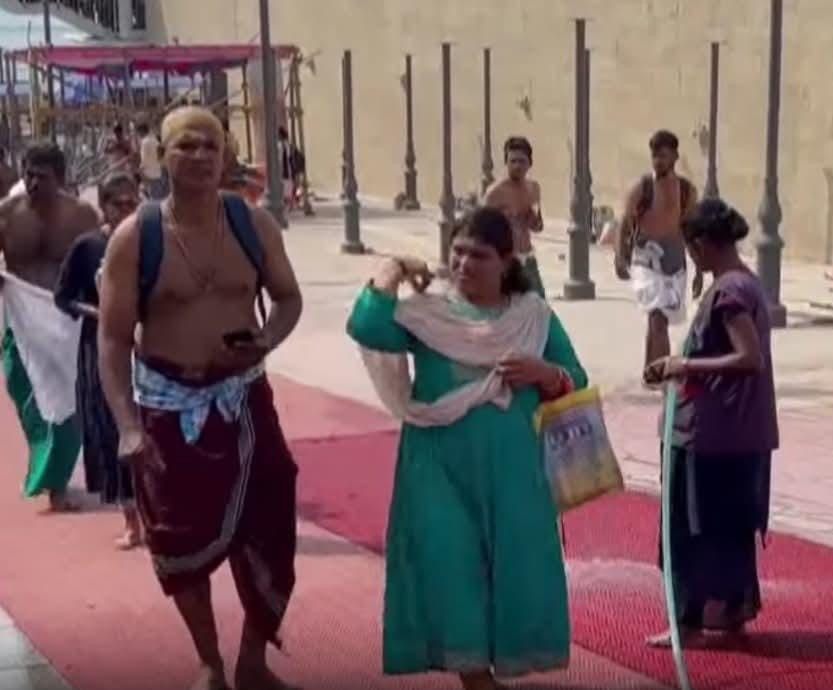 திருச்செந்தூரில் சிவப்பு கம்பள வரவேற்பு...! யாருக்கு தெரியுமா...?