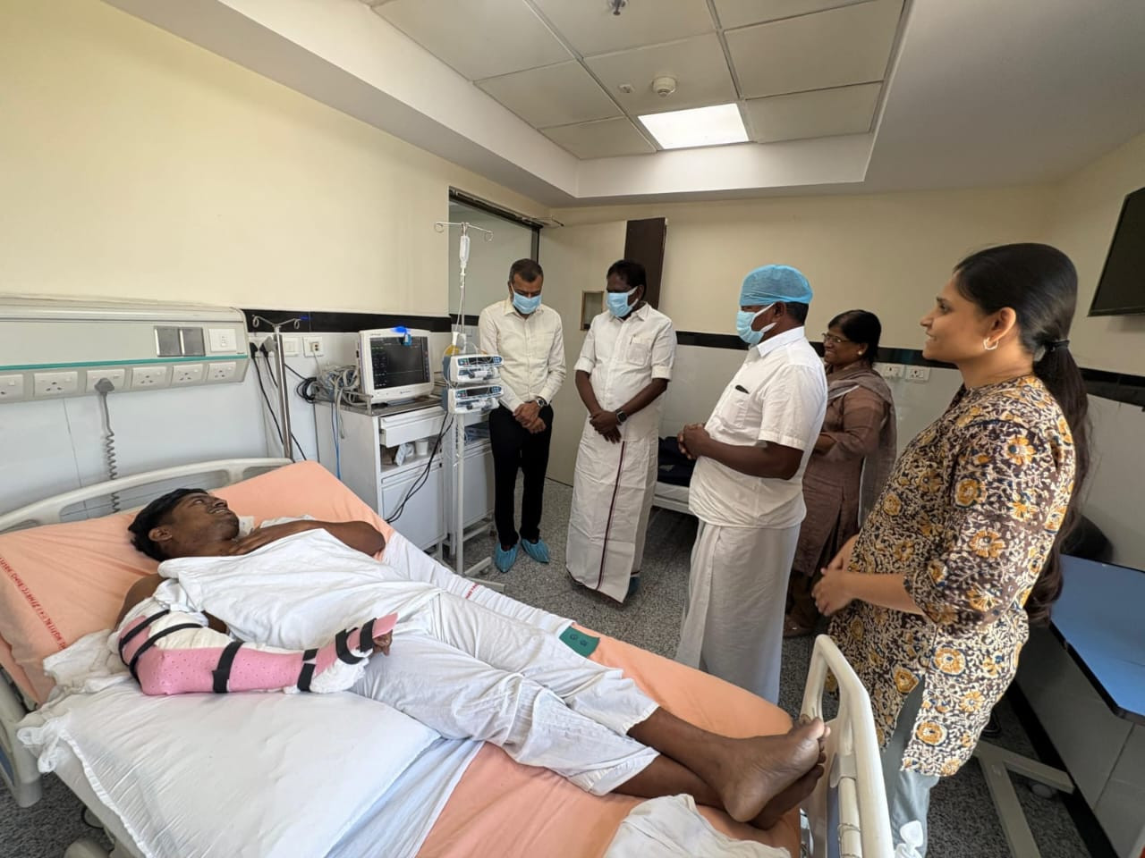 தாக்குதலில் சிக்கிய தமிழ்நாட்டு மருத்துவர்...! பிரதிநிதி சந்திப்பு....!