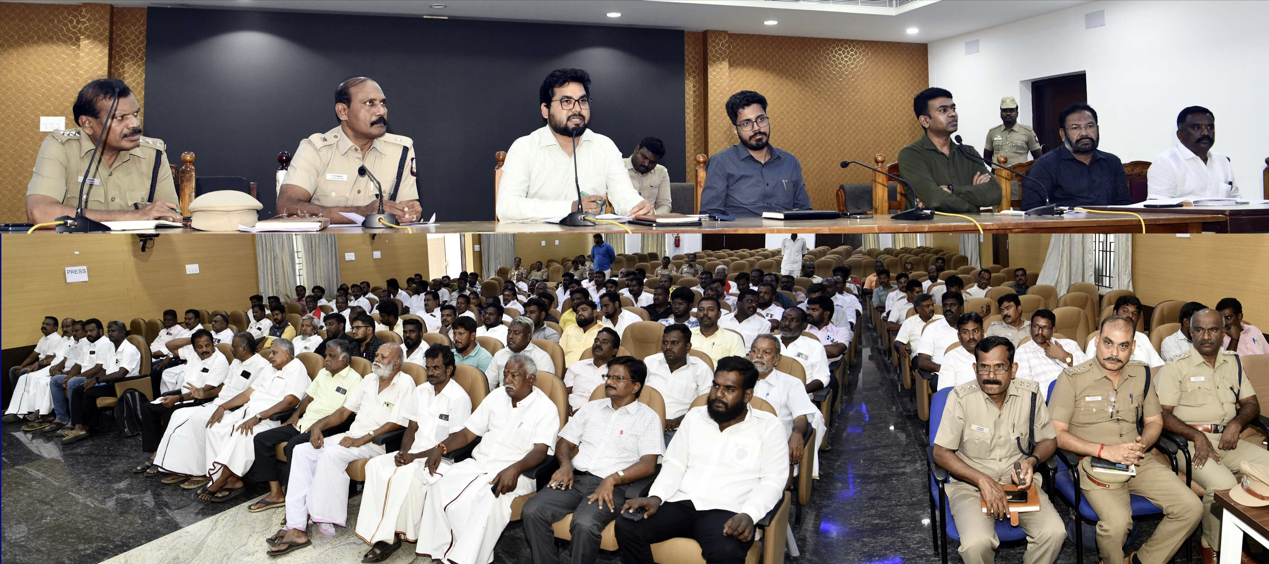 பொதுக்கூட்டம் போராட்டம் நடத்துவதற்கு இடம் தேர்வு செய்வது தொடர்பாக கலெக்டர் ரஞ்சித் சிங் தலைமையில் ஆலோசனை கூட்டம்..!!!