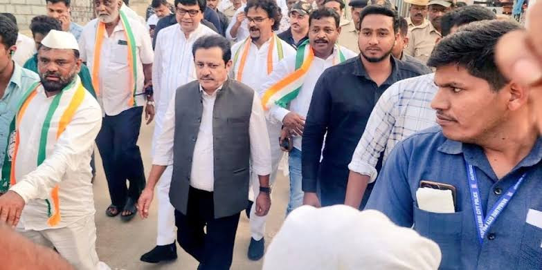 "தற்கொலைப் படையாக பாகிஸ்தானுக்கு செல்ல தயார்"..! அமைச்சர் பரபரப்பு பேச்சு..!