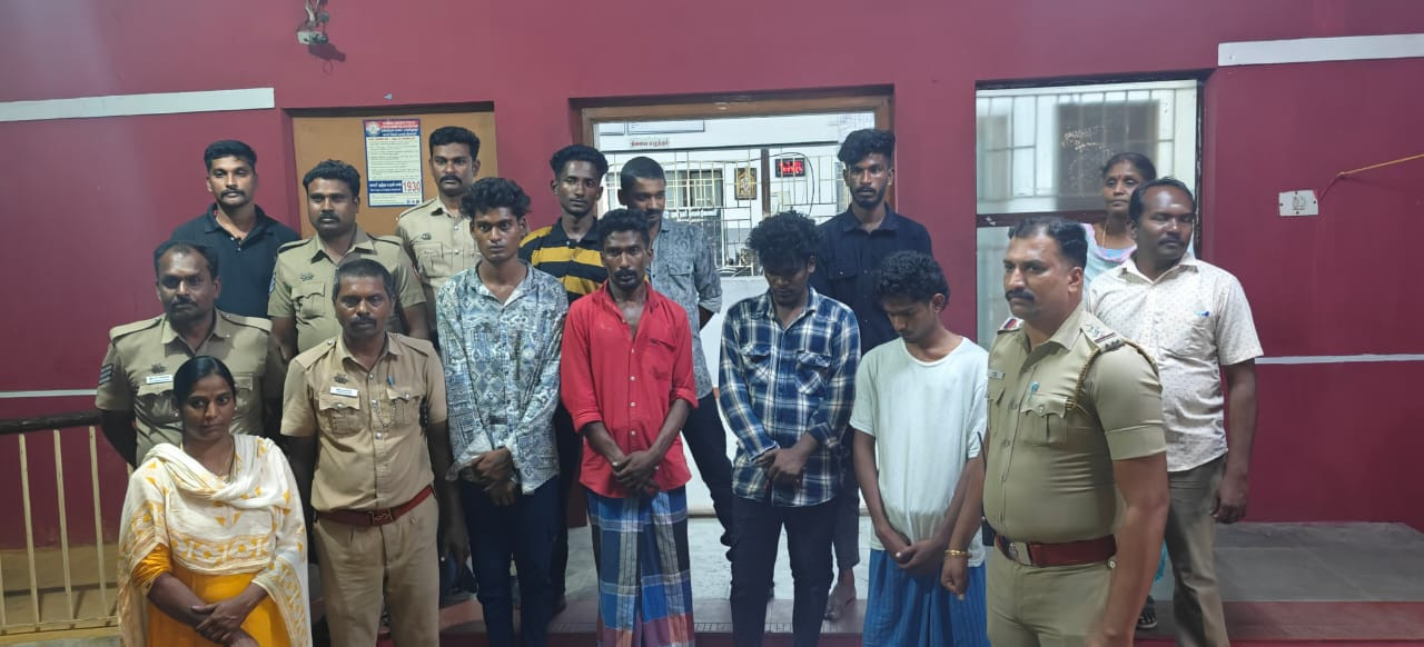 கஞ்சா விற்பனை 8 பேர் கைது...!!