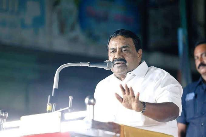 அமைச்சர் ராஜகண்ணப்பன் செய்த செயல்...! குலவை போட்டு வரவேற்ற மக்கள்..!